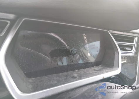 2014 Tesla Model S z USA, uszkodzony, nr VIN 5YJSA1S17EFP30384